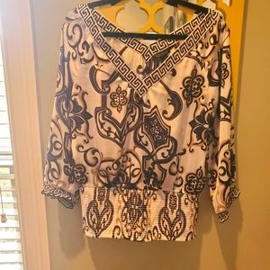 Cute blouse for day or evening.